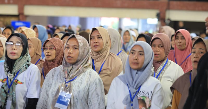 1,84 Juta Nasabah Naik Kelas, Kemenko Pemberdayaan Masyarakat Apresiasi Upaya Nyata Sinergi Holding Ultra Mikro BRI 1 1,84 Juta Nasabah Naik Kelas, Kemenko Pemberdayaan Masyarakat Apresiasi Upaya Nyata Sinergi Holding Ultra Mikro BRI