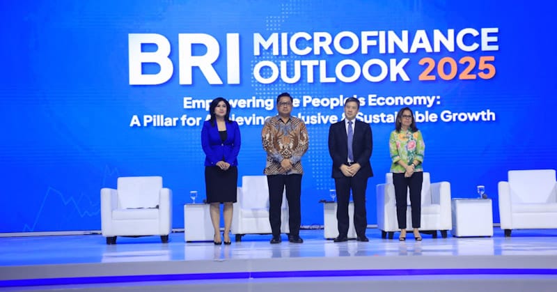 BRI Microfinance Outlook 2025: Chief Economist ADB Soroti Pentingnya Digitalisasi UMKM