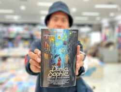 Gramedia Kendari Ramai Pengunjung: Diskon hingga 70% Menanti