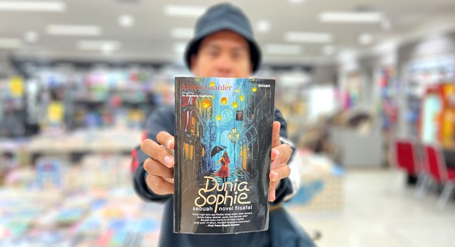 Gramedia Kendari Ramai Pengunjung: Diskon hingga 70% Menanti 1 Gramedia Kendari Ramai Pengunjung: Diskon hingga 70% Menanti