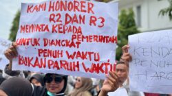 Ratusan Honorer Gelar Aksi di DPRD Kendari, Tuntut Dijadikan PPPK Penuh Waktu