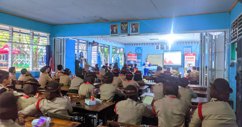 Sasar Pelajar SMP, Asmo Sulsel Edukasi Keselamatan Berkendara Sejak Dini 1 Sasar Pelajar SMP, Asmo Sulsel Edukasi Keselamatan Berkendara Sejak Dini