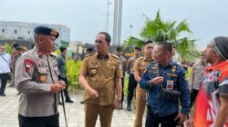 Pj Wali Kota Tinjau Kebakaran di The Park Kendari 11 Pj Wali Kota Tinjau Kebakaran di The Park Kendari