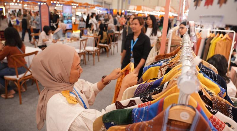 Pemerintah Apresiasi Keberpihakan BRI dalam Mendorong UMKM Naik Kelas dan Go Global 1 Pemerintah Apresiasi Keberpihakan BRI dalam Mendorong UMKM Naik Kelas dan Go Global