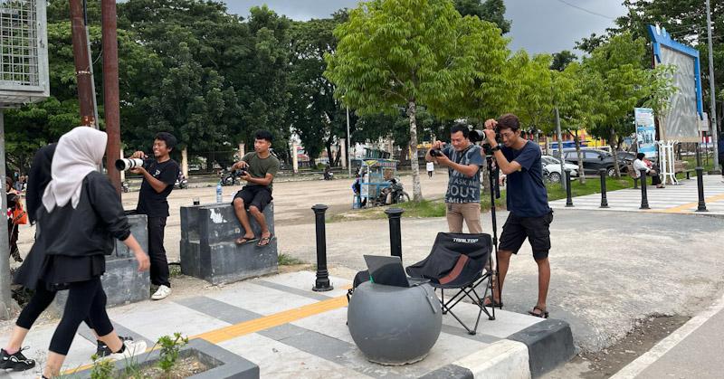 Tren Fotografer Pelari di Kendari: Antara Cuan dan Pengabaian Privasi di Ruang Publik 1 Tren Fotografer Pelari di Kendari: Antara Cuan dan Pengabaian Privasi di Ruang Publik