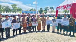 20.000 Pekerja Rentan dan 516 Ketua RT/RW Se-Kabupaten Kolaka Terlindungi Jaminan Sosial Ketenagakerjaan 13 20.000 Pekerja Rentan dan 516 Ketua RT/RW Se-Kabupaten Kolaka Terlindungi Jaminan Sosial Ketenagakerjaan