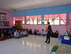 BPR Bahteramas Konsel Edukasi Waspada Judol dan Pinjol Ilegal ke Pelajar SMK 4 di Lalembu