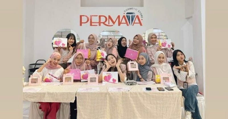 Hadirkan Selebgram PuputHg, Emina Gelar Workshop Decoration Cupcake di Kendari 1 Hadirkan Selebgram PuputHg, Emina Gelar Workshop Decoration Cupcake di Kendari