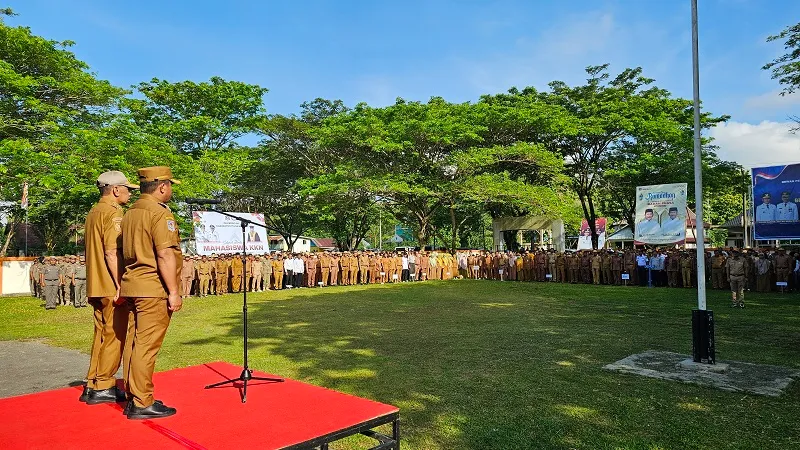 Pimpin Apel Perdana, Bupati Mubar Ajak ASN Satukan Komitmen Bangun Daerah 1 Pimpin Apel Perdana, Bupati Mubar Ajak ASN Satukan Komitmen Bangun Daerah