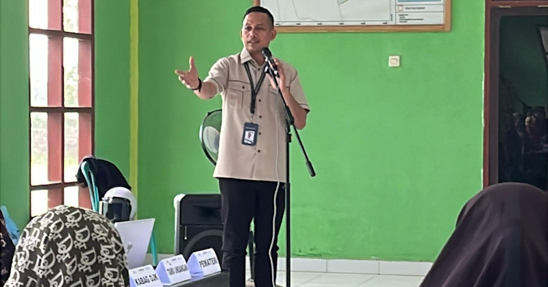 OJK Sultra Gandeng BPR Bahteramas Konawe Perkuat Literasi di Tiga Desa di Wonggeduku Barat