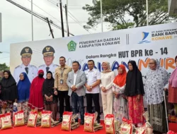 BPR Bahteramas Konawe Sukses Gelar Operasi Pangan Murah, Bupati dan Wabup Acungkan Jempol