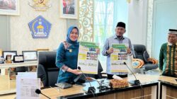 Siska-Sudirman Bayar Zakat Fitrah ke Baznas Kendari 6 Siska-Sudirman Bayar Zakat Fitrah ke Baznas Kendari