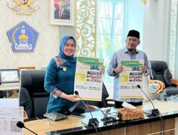 Siska-Sudirman Bayar Zakat Fitrah ke Baznas Kendari