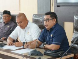 DPRD Kendari Hentikan Sementara Pembangunan Kandang Ayam Modern di Baruga