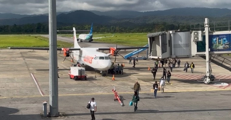 Mudik Lebaran 2025: Kedatangan di Bandara Haluoleo Kendari Tembus 13.975 Penumpang 1 Mudik Lebaran 2025: Kedatangan di Bandara Haluoleo Kendari Tembus 13.975 Penumpang