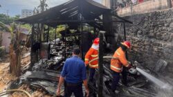 Satu Unit Rumah di Wuawua Kendari Terbakar, Diduga karena Kompor Gas 14 Satu Unit Rumah di Wuawua Kendari Terbakar, Diduga karena Kompor Gas