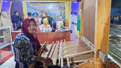 Penenun Lokal Harap Kain Tenun Tradisional Muna Barat Bisa Go Internasional