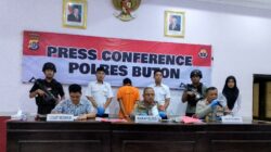 Ayah di Buton Setubuhi Anak Kandung Berulang Kali, Pelaku Kini Dibekuk Polisi 7 Ayah di Buton Setubuhi Anak Kandung Berulang Kali, Pelaku Kini Dibekuk Polisi