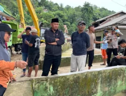 Cegah Banjir, Pemkot Kendari Kerahkan Alat Berat Keruk Sedimen Kali Lasolo