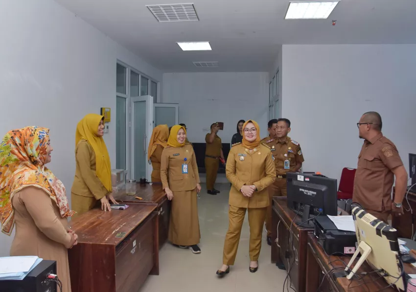 Wali Kota dan Wakil Wali Kota Kendari Sidak 9 OPD di Kantor Balai Kota