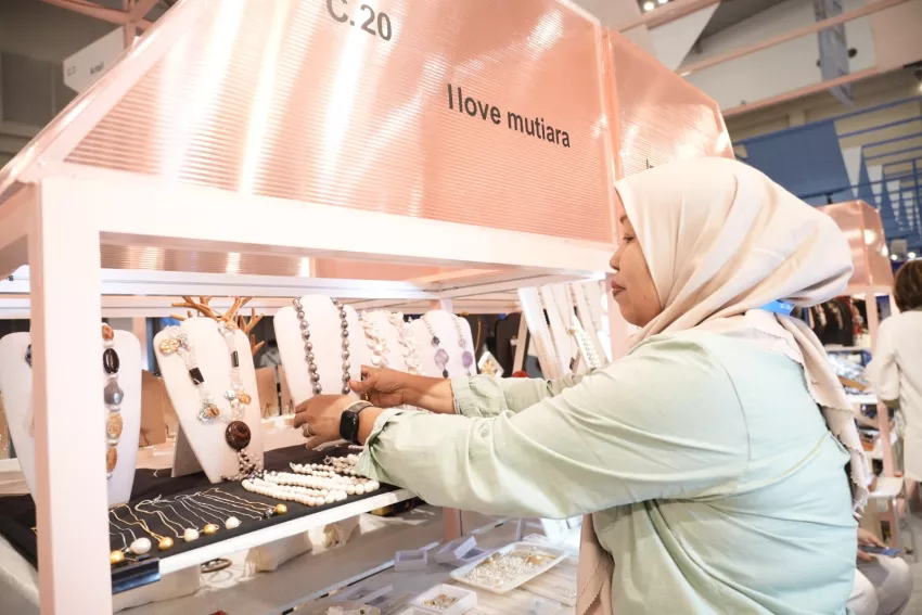 Pemberdayaan BRI Bawa Pengusaha UMKM Aksesoris Fashion Tembus Pasar Internasional