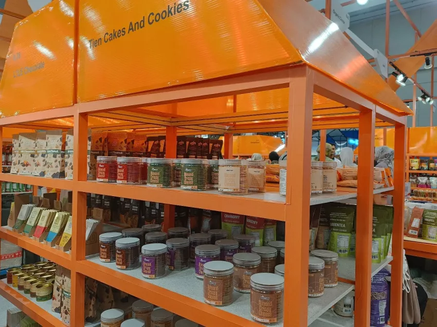 Pemberdayaan BRI Berhasil Buat Pengusaha Kue Ini Semakin Berkembang