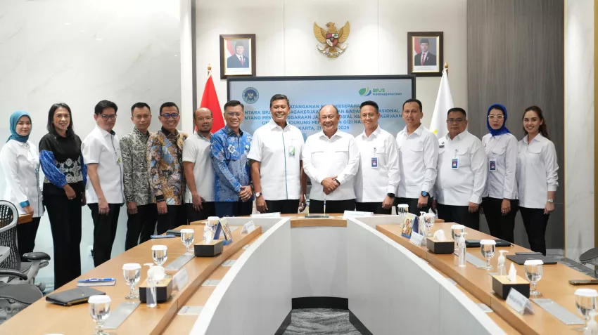 Dukung Program Pemerintah, BPJS Ketenagakerjaan dan BGN Sepakat Lindungi Seluruh Pekerja di Ekosistem MBG 1 Dukung Program Pemerintah, BPJS Ketenagakerjaan dan BGN Sepakat Lindungi Seluruh Pekerja di Ekosistem MBG