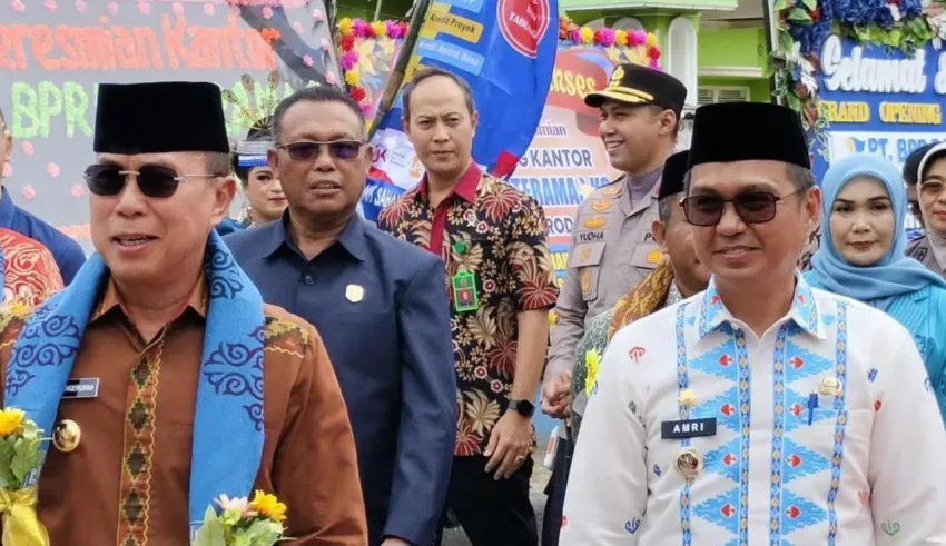 Gubernur ASR Resmikan Kantor Baru BPR Bahteramas Kolaka