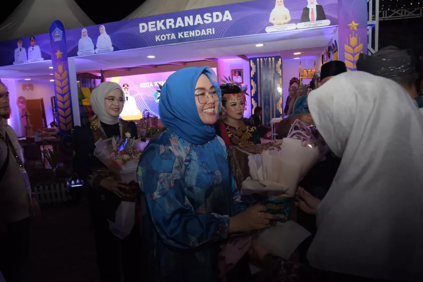 Kota Kendari Raih Juara Umum di Gelaran Harmoni Sultra 2025