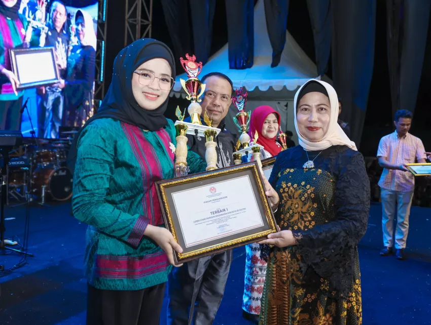 Kota Kendari Raih Juara Umum di Gelaran Harmoni Sultra 2025 