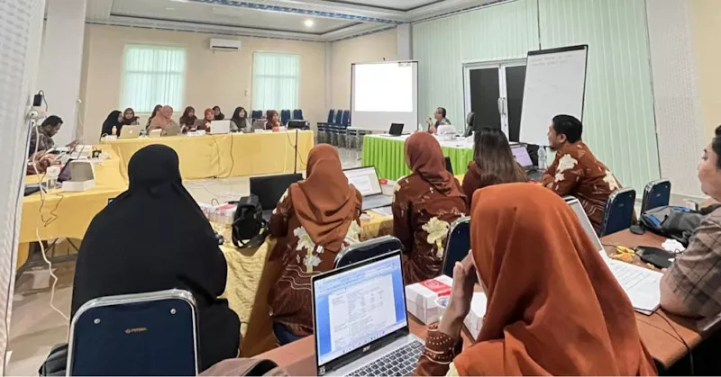 Universitas Mandala Waluya Kendari Gelar Workshop Penulisan Soal UKMPPAI Metode CBT