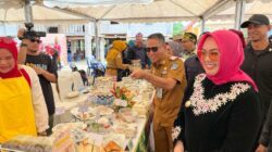 Serunya Lomba Mosolori di Pantai Nambo, Meriahkan HUT ke-194 Kota Kendari