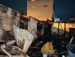 Rumah di Punggaloba Kendari Ludes Terbakar, Ibu dan Anak Nyaris Jadi Korban