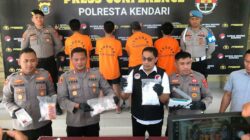 Polisi Tangkap Pengedar Sabu di Kendari, Sembunyikan Barang Bukti di Popok Bayi 10 Pemkot Kendari Bentuk Call Center 112 untuk Tingkatkan Layanan Darurat