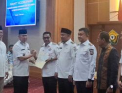 Menteri ATR Serahkan 445 Sertifikat Tanah Aset Pemerintah dan Tanah Wakaf Rumah Ibadah di Sultra