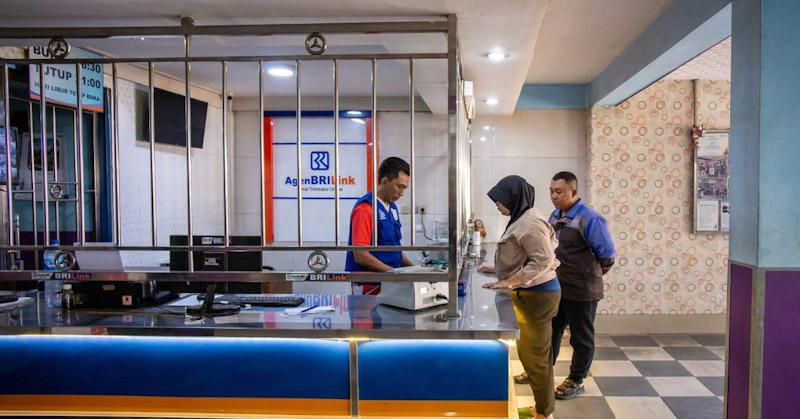 Jelang Libur Panjang, BRI Pastikan Keandalan Layanan Lewat 1,19 Juta AgenBRILink, 742 Ribu Jaringan E-Channel dan Super App BRImo 1 Jelang Libur Panjang, BRI Pastikan Keandalan Layanan Lewat 1,19 Juta AgenBRILink, 742 Ribu Jaringan E-Channel dan Super App BRImo