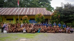 Hadirkan Semangat Perubahan, Kawan Inspirasi Kendari Kunjungi 9 Sekolah di Moramo Utara Konsel 10 Hadirkan Semangat Perubahan, Kawan Inspirasi Kendari Kunjungi 9 Sekolah di Moramo Utara Konsel
