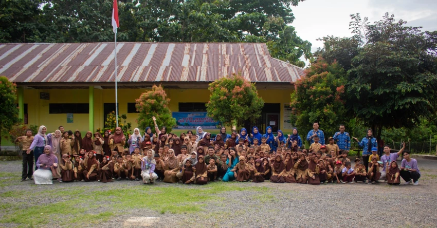 Hadirkan Semangat Perubahan, Kawan Inspirasi Kendari Kunjungi 9 Sekolah di Moramo Utara Konsel
