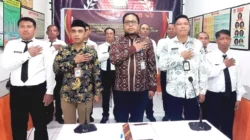 8 Pegawai Honorer KPU Wakatobi Resmi Diangkat Jadi PPPK, Ada yang Mengabdi hingga 20 Tahun 3 8 Pegawai Honorer KPU Wakatobi Resmi Diangkat Jadi PPPK, Ada yang Mengabdi hingga 20 Tahun