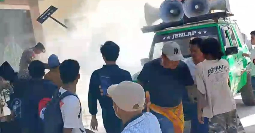 Pengadilan Negeri Kendari Digeruduk, Massa Ngamuk Tolak Eksekusi Lahan Keluarga