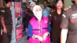Mantan Sekda Kendari Nahwa Umar Ditahan dalam Kasus Korupsi Anggaran 2020 5 Mantan Sekda Kendari Nahwa Umar Ditahan dalam Kasus Korupsi Anggaran 2020