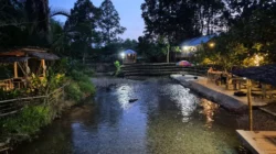 Rumah-Rumah Pinggir Kali di Kolaka Timur, Destinasi Wisata yang Menyatu dengan Alam 9 Rumah-Rumah Pinggir Kali di Kolaka Timur, Destinasi Wisata yang Menyatu dengan Alam