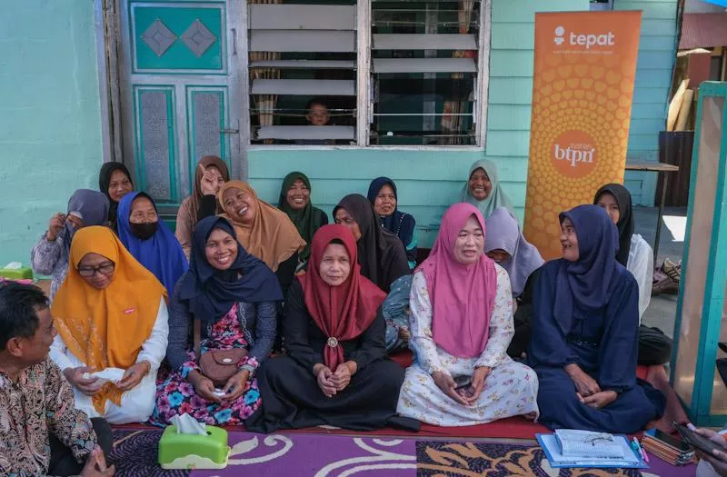 Kompak dan Disiplin, Kunci Nasabah BTPN Syariah Sentra Bonggoeya BTN 11 di Kendari Tumbuh dan Berdaya 1 Kompak dan Disiplin, Kunci Nasabah BTPN Syariah Sentra Bonggoeya BTN 11 di Kendari Tumbuh dan Berdaya