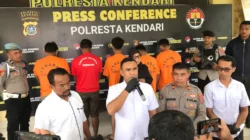Pencuri Kabel dan Trafo PLN di Kendari Ditangkap, Kerugian Capai Puluhan Juta 7 Pencuri Kabel dan Trafo PLN di Kendari Ditangkap, Kerugian Capai Puluhan Juta