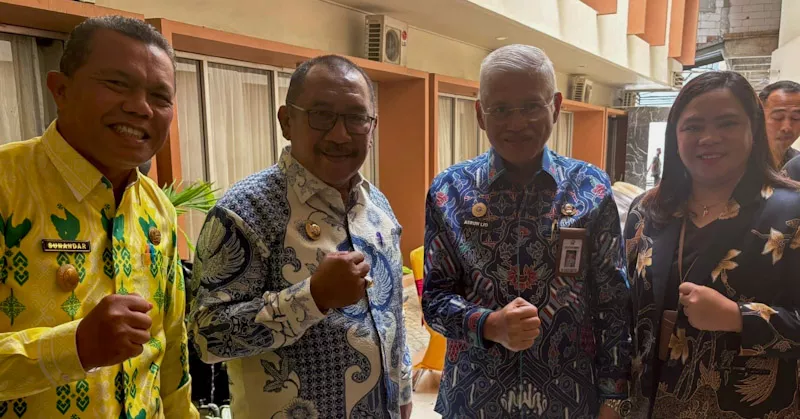 Hadiri RUPS 2025, Bupati Burhanuddin Komitmen Majukan BPR Bahteramas Bombana 4 Hadiri RUPS 2025, Bupati Burhanuddin Komitmen Majukan BPR Bahteramas Bombana