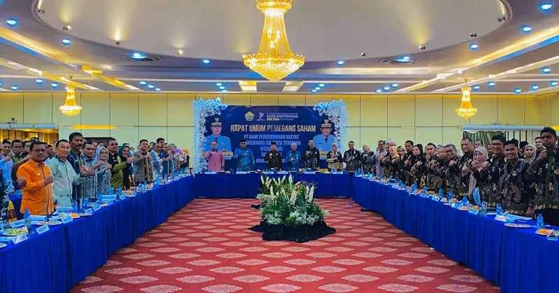 Hadiri RUPS 2025, Bupati Burhanuddin Komitmen Majukan BPR Bahteramas Bombana 3 Hadiri RUPS 2025, Bupati Burhanuddin Komitmen Majukan BPR Bahteramas Bombana