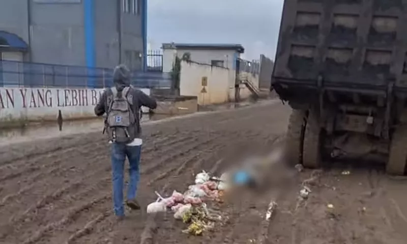 Cek Fakta: Pedagang Sayur Tewas Terlindas Truk Tambang di Depan Area PT VDNI Morosi [BENAR]