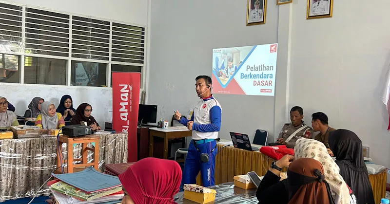 Asmo Sulsel Gelar Edukasi Safety Riding Gandeng Dinas Pendidikan Gowa, Dimeriahkan Test Ride Honda Icon-e