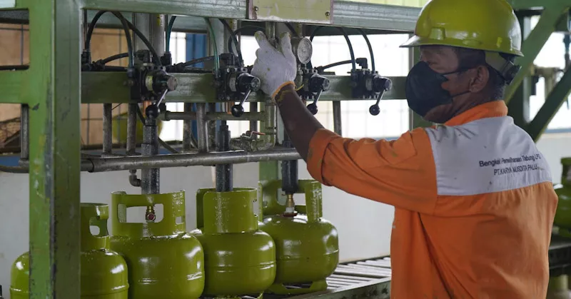 Pertamina Patra Niaga Salurkan Tambahan LPG 3 Kg di Sulawesi Jelang Libur Panjang 1 Pertamina Patra Niaga Salurkan Tambahan LPG 3 Kg di Sulawesi Jelang Libur Panjang