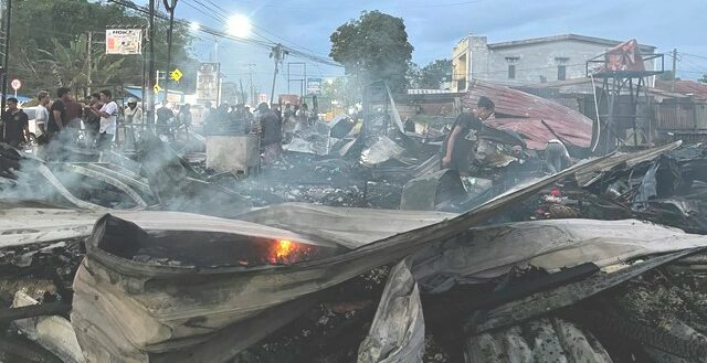 Belum Genap Setahun Dibangun, Kebakaran di Baruga Hanguskan 8 Lapak PKL